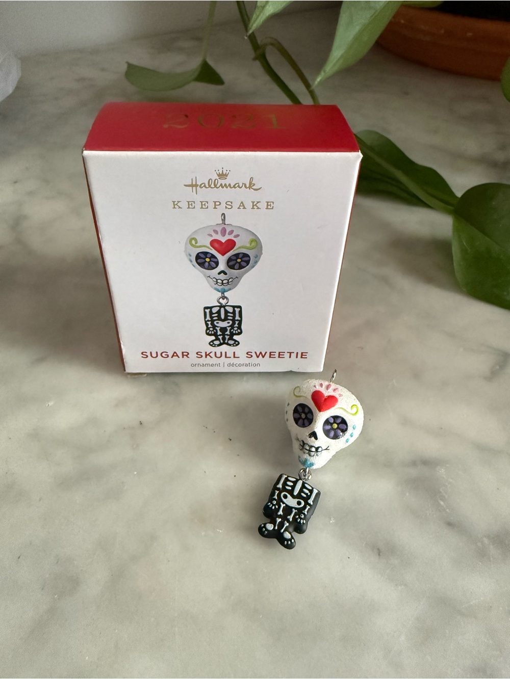 2021 Hallmark “Sugar Skull Sweetie" miniature Halloween ornament NIB